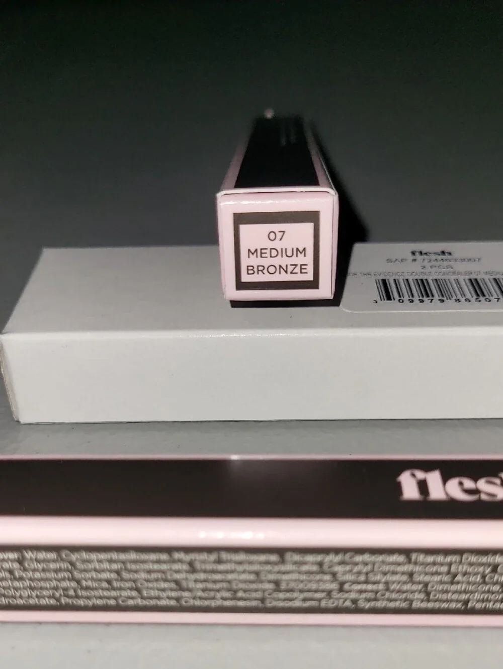flesh Hide The Evidence Double Concealer — Medium Bronze (Pink & Black)